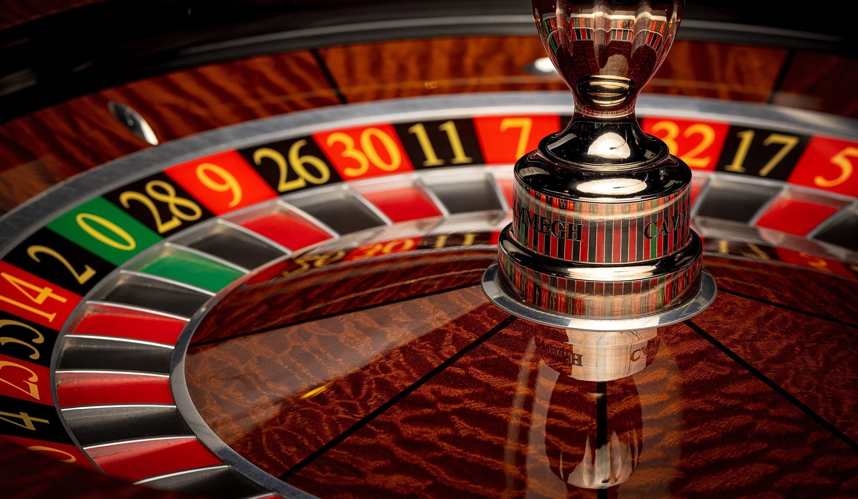 Live dealer casino studio